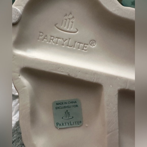 A pair of Party Lite baby penguins with crystal glass candle holders - Picture 6 of 11